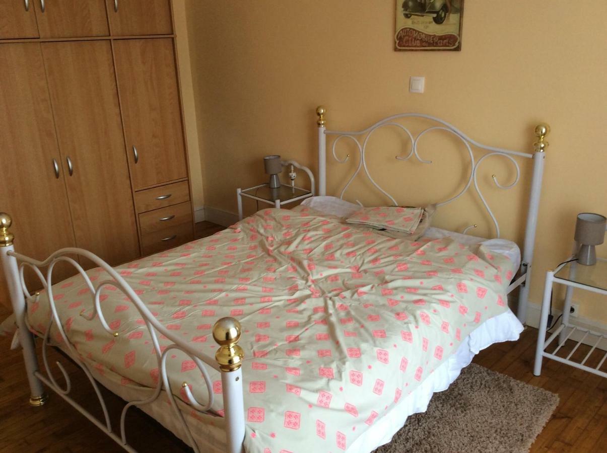 Le Petit Bijou Bed & Breakfast Saint-Fraigne ภายนอก รูปภาพ